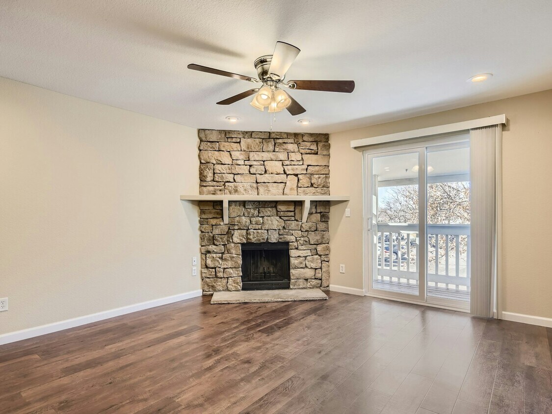 13261 E Asbury Dr Unit 204, Aurora, CO 80014 Condo for Rent in Aurora