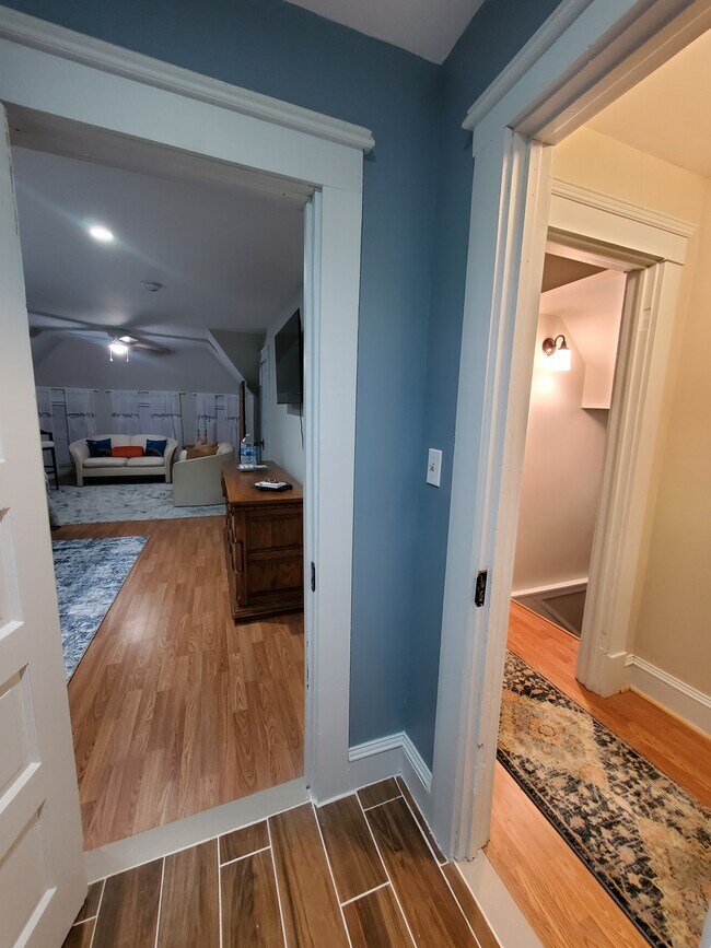 Foto del edificio - 1606 E 85th St