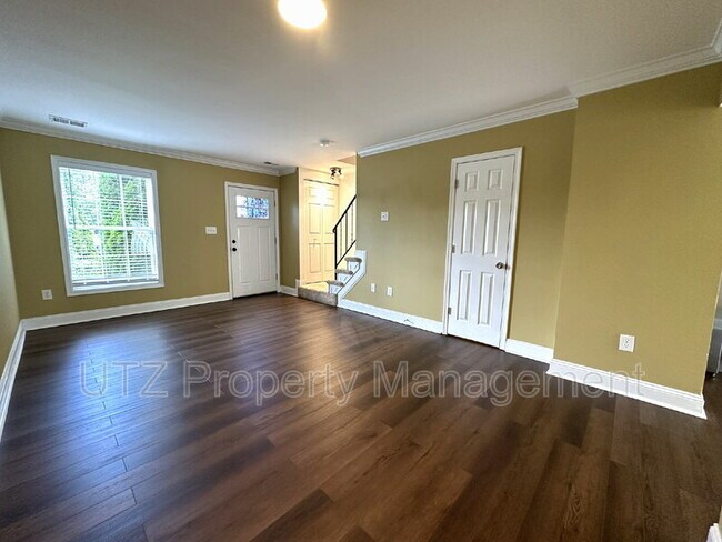 Foto del edificio - 538 Wellington Ct