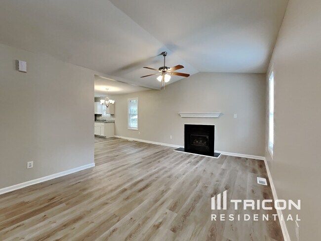 Building Photo - 1204 Poplar Ridge Rd