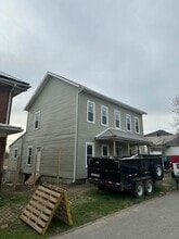 Building Photo - 225 N 6th St