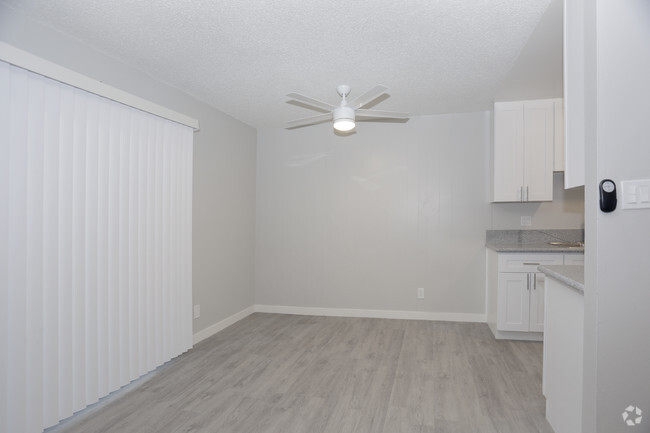 1BR, 1BA - 650 SF - The Palms at Orion