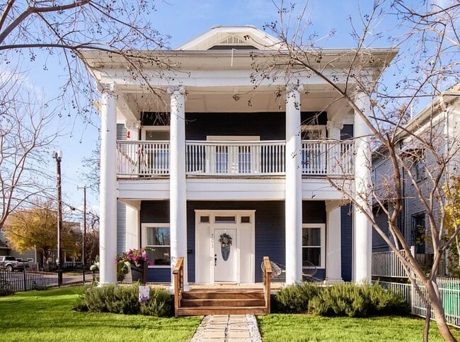 Building Photo - 703 E Euclid Ave