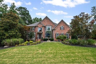 Building Photo - 710 Weybridge Pl