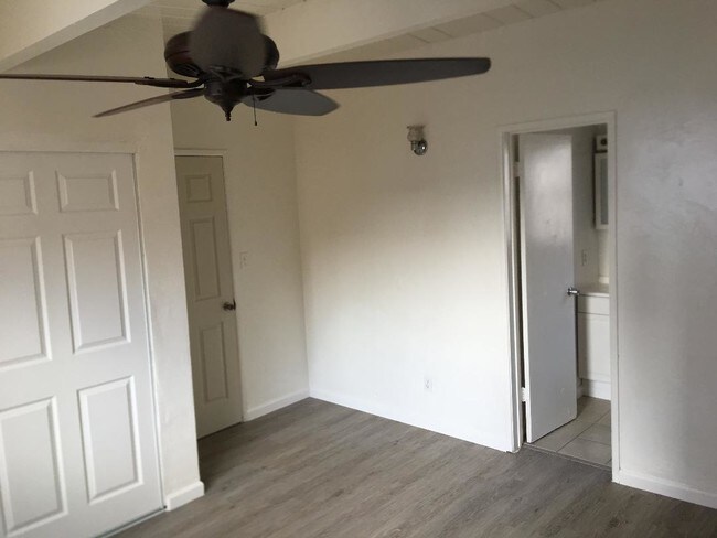 Foto del edificio - 4432 Maple St