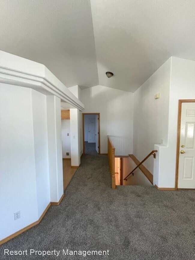 Foto del edificio - 5 br, 3 bath House - 485 Tiger Ave