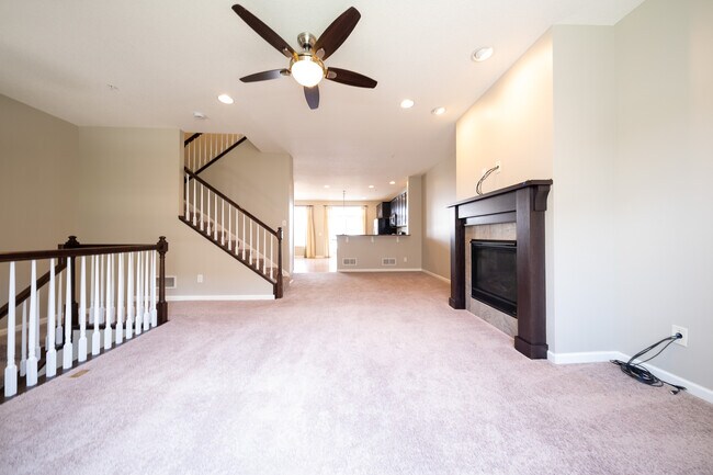 Foto del edificio - 8279 Norwood Ln N