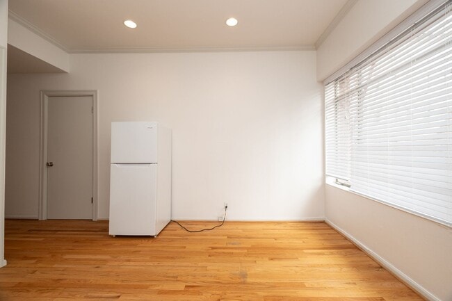 Interior Photo - Beverly Alder Apartments