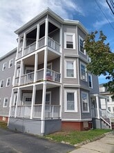 Building Photo - 44 A Park St