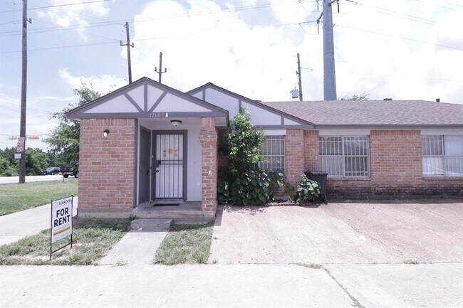 Foto del edificio - 12607 Veterans Memorial Dr