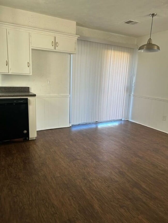 Photo - 333 NW 80th St House