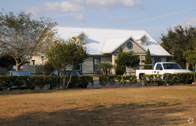 Foto del edificio - Covington Estates