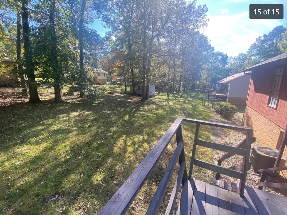Primary Photo - 921 Thomas Dr
