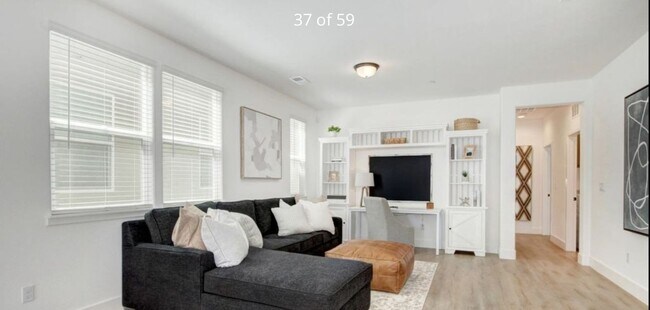 Foto del edificio - 2368 Bastogne Walk