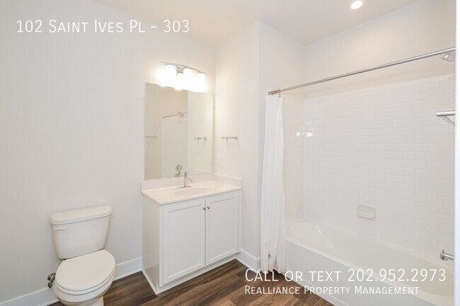 Photo - 102 Saint Ives Pl-303 Apartment