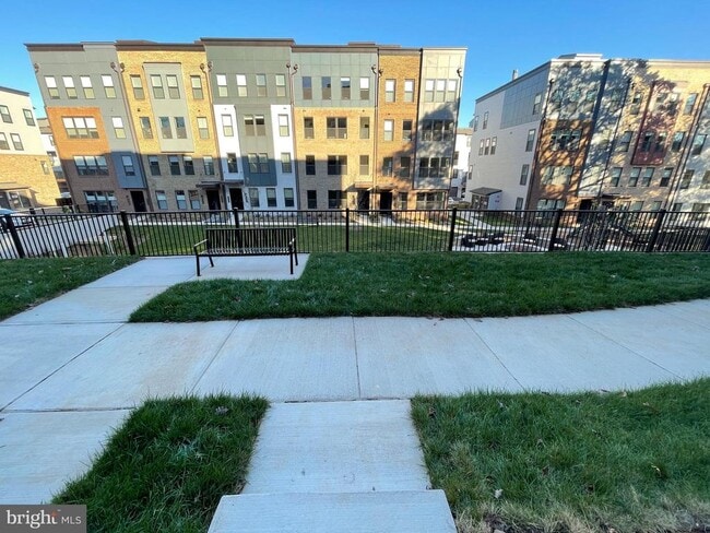 Building Photo - 4161 Red Mulberry Dr
