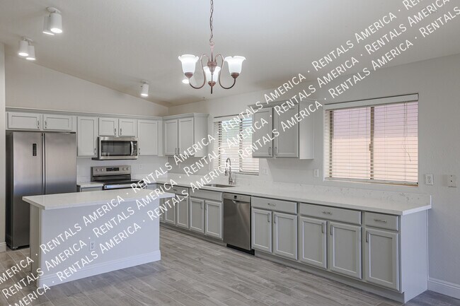 Foto del edificio - 3050 E Cherry Hills Pl