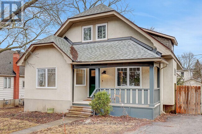 Building Photo - 824 Fisher Ave