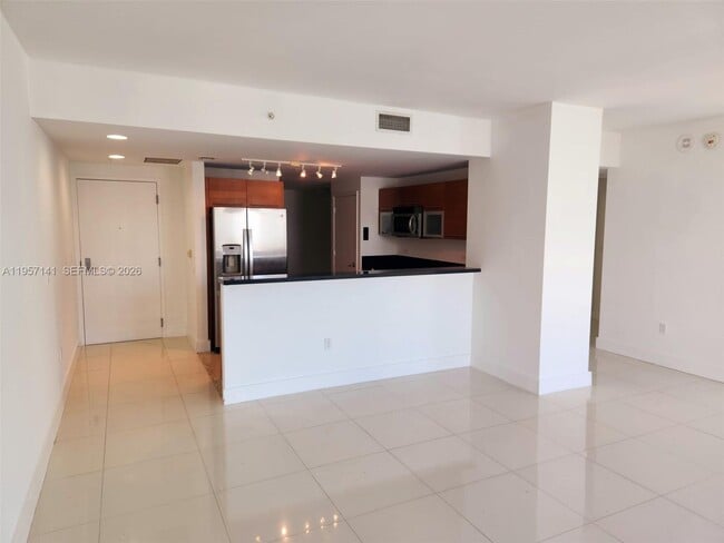 Foto del edificio - 244 Biscayne Blvd