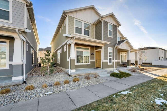 Building Photo - 128 E Geyser Ct