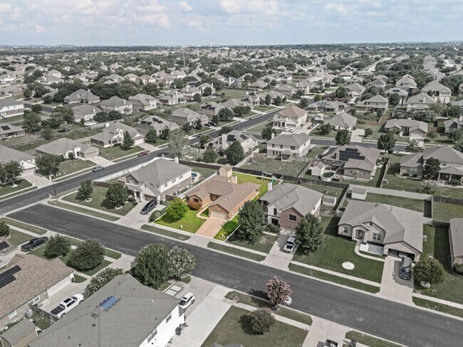 Foto del edificio - White Rock Estates