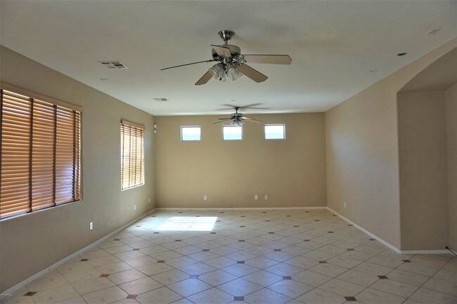 Building Photo - 13607 W Catalina Dr