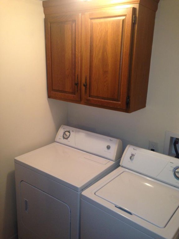 Laundry room - 1725 King Woods Dr, APT B