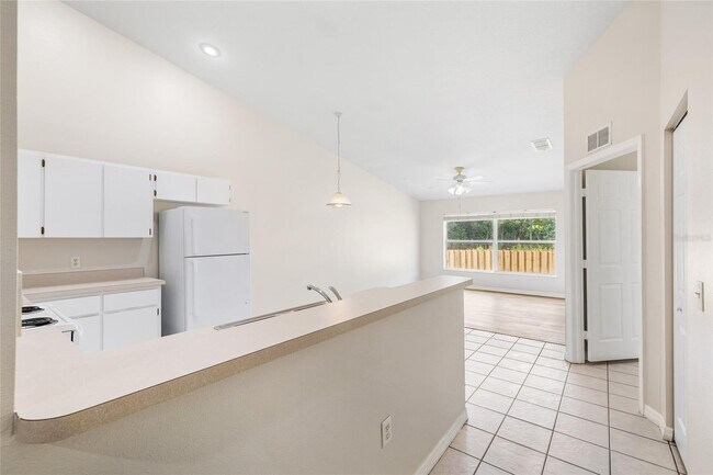 Foto del edificio - 37228 Grassy Hill Ln