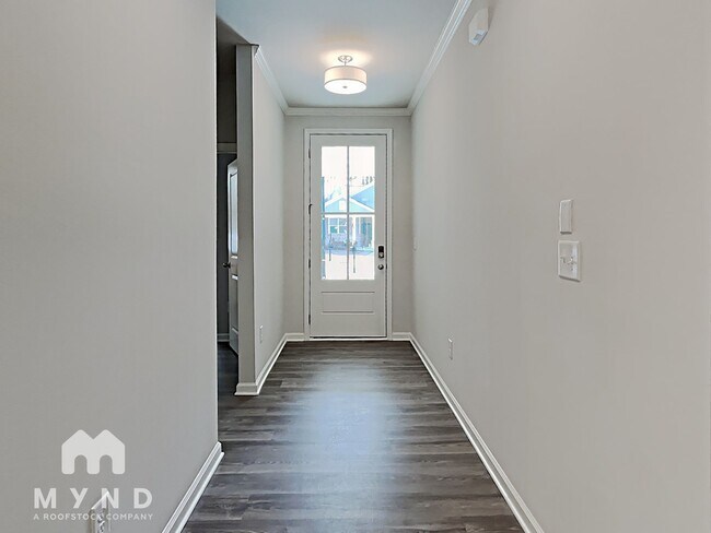 Building Photo - 719 Riverwood Pass