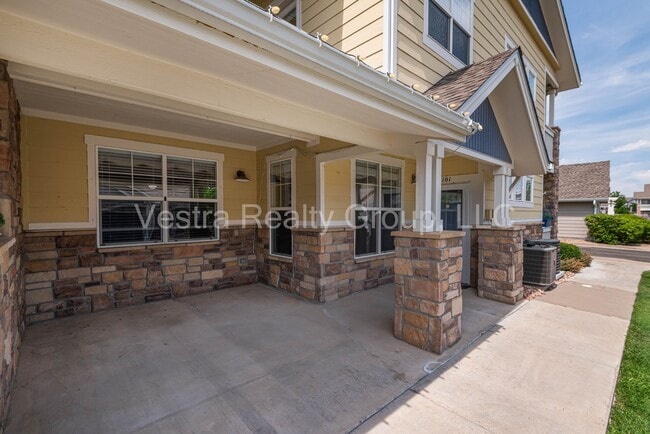 Building Photo - 9335 Amison Cir