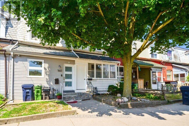 Photo du bâtiment - 162 Jones Ave