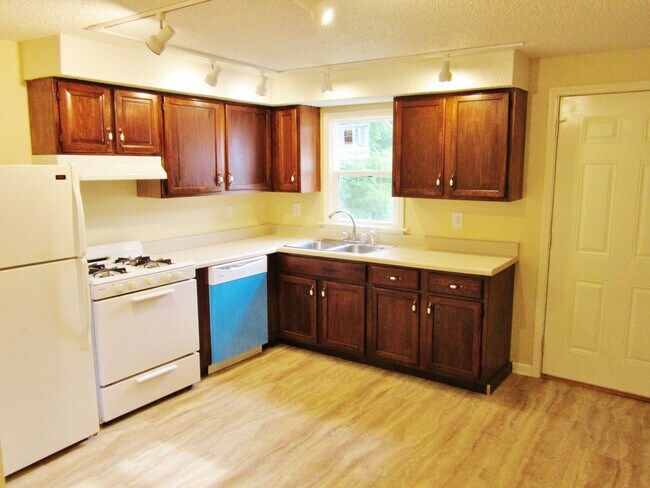 Foto del edificio - 406 W Maple St