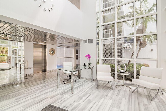 Foto del edificio - 3901 S Flagler Dr