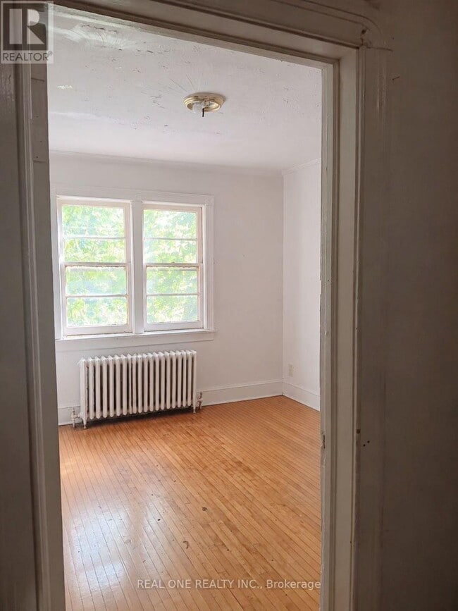 Photo du bâtiment - 104 Twenty Fifth St