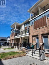 Building Photo - 261 Zenith Private
