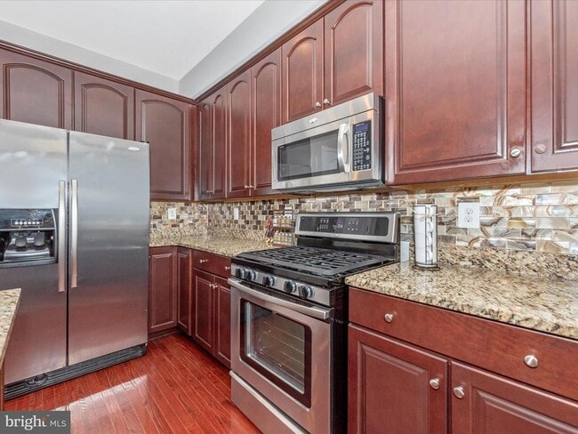 Building Photo - 23032 Meadow Mist Rd