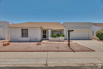 Building Photo - 3309 E Siesta Ln