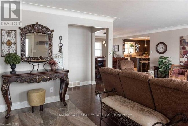 Building Photo - 7003 Ann St