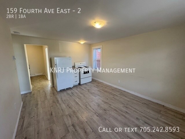 Photo du bâtiment - Second Floor Two Bedroom Apartment (KNRJ PM)