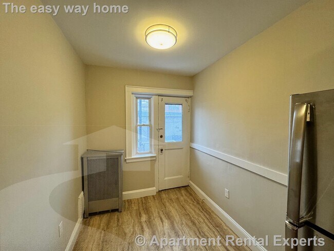 Foto del edificio - 4 Cogswell Ave