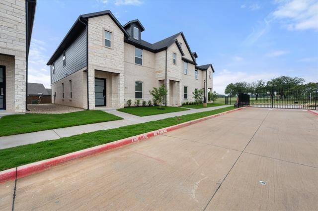 Foto del edificio - 2333 Spg Pk Blvd