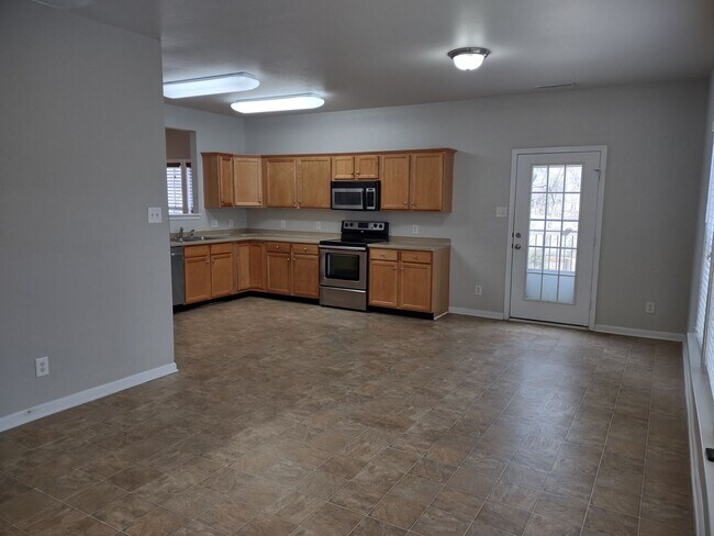 Building Photo - Beautiful Home located in the Badin Villag...