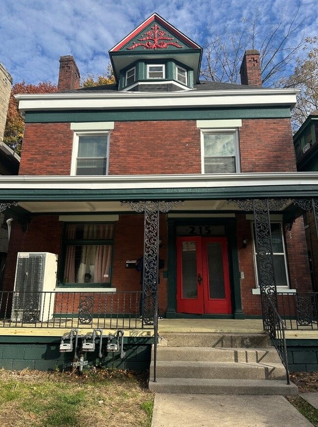 Building Photo - 215 S Aiken Ave