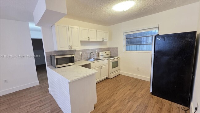 Foto del edificio - 641 NW 2nd St