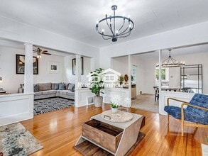 Building Photo - 1478 S University Blvd