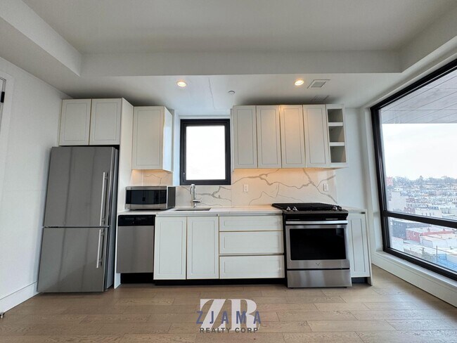 Foto del edificio - 635 4th Ave Ave