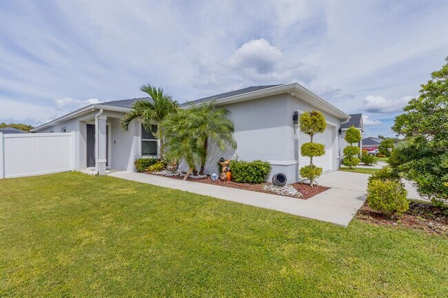 Foto del edificio - 4744 Glencrest Loop