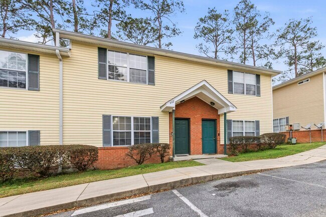 Building Photo - 2403 Hartsfield Road