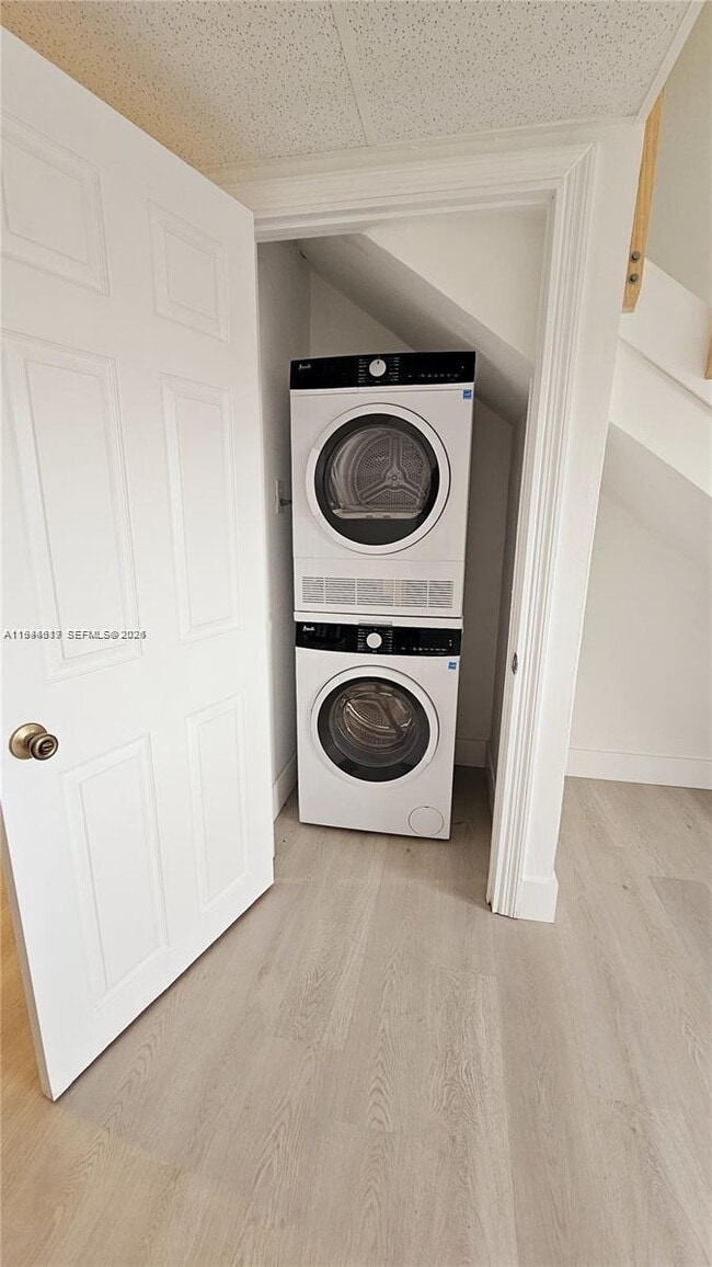 Foto del edificio - 5 Olive Dr