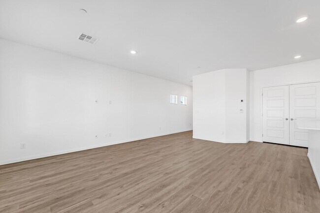 Building Photo - Modern Cadence Living with Designer Finishes & Open-Concept Style!